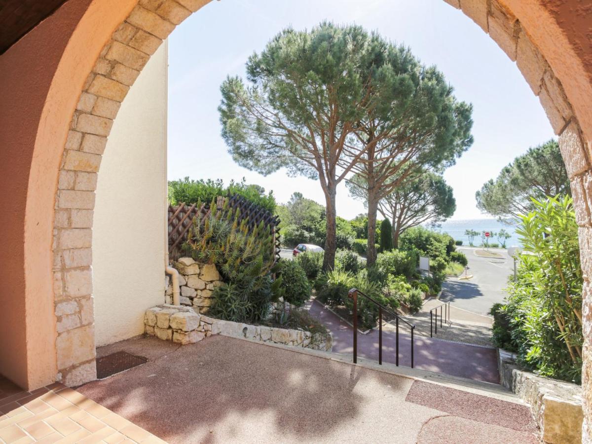 Appartamento Le Domaine De La Gaillarde-15 By Interhome Les Issambres